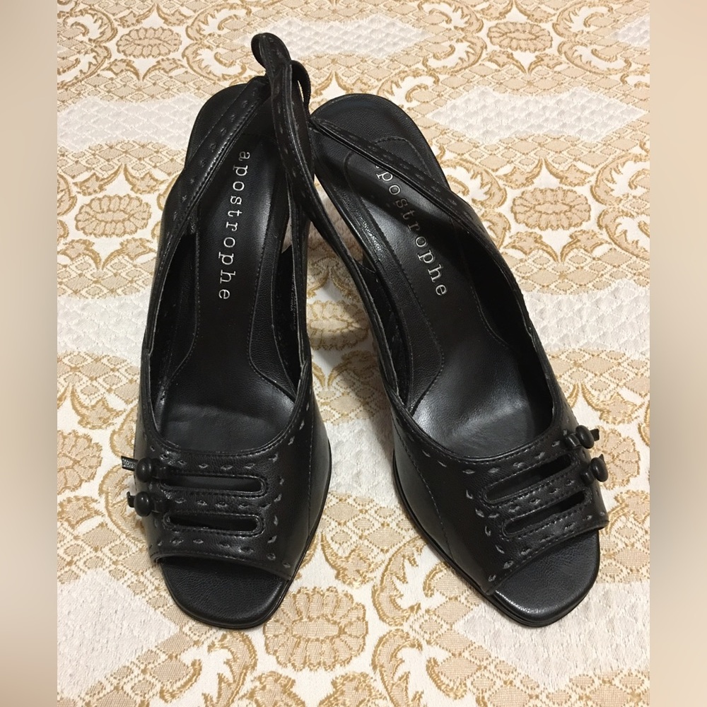 Apostrophe Sandals Size 6 1/2 M Black - Picture 2 of 11